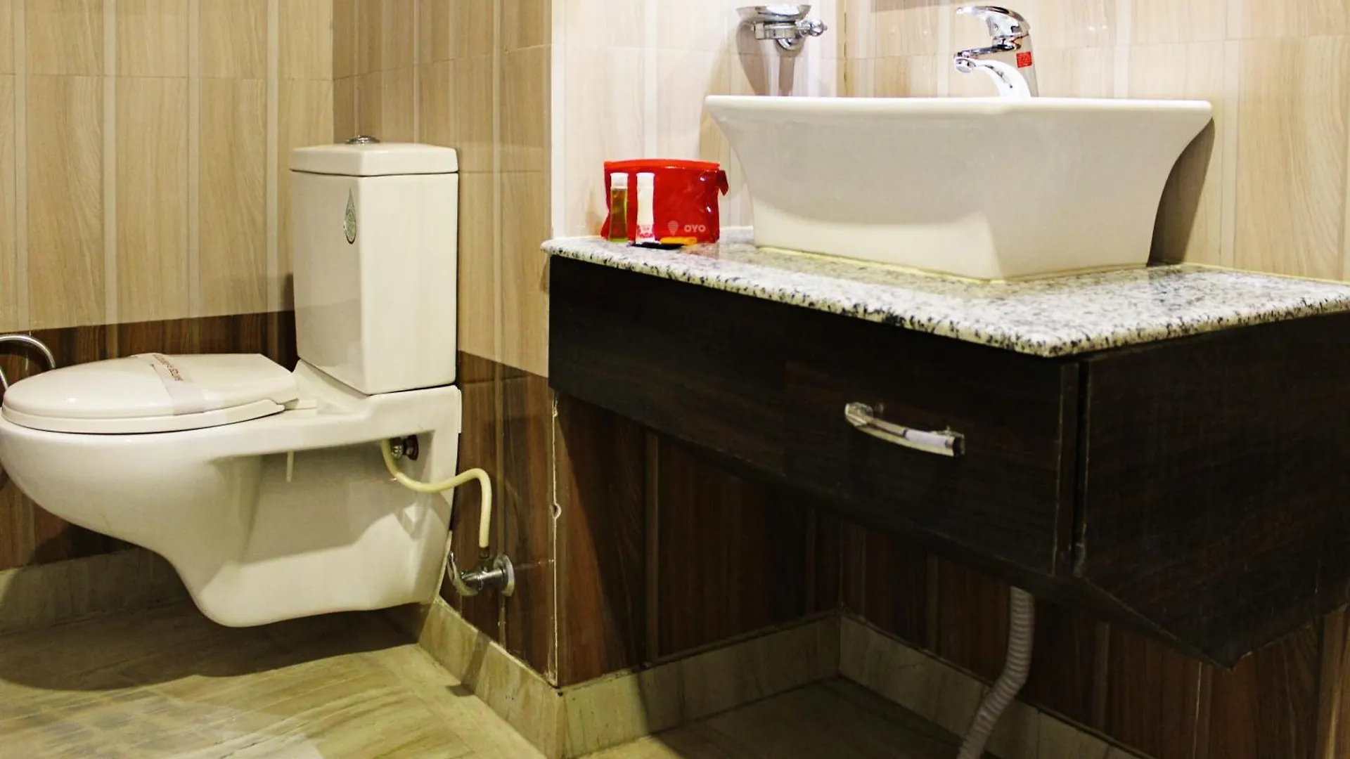 **  אגרה Hotel O Tajway Inn הודו