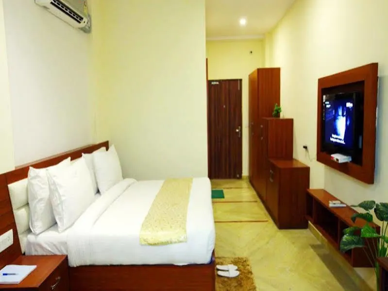 Hotel O Tajway Inn Agra  4*, Agra (Uttar Pradesh)